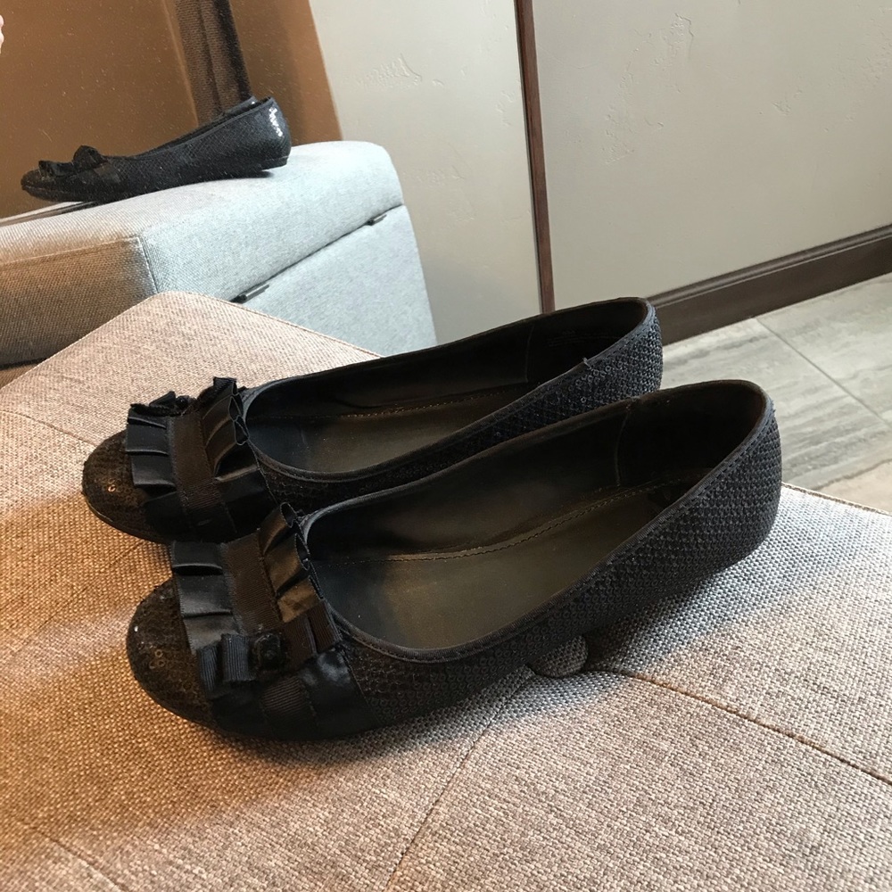 FERGALICIOUS BY FERGIE black sequin flats